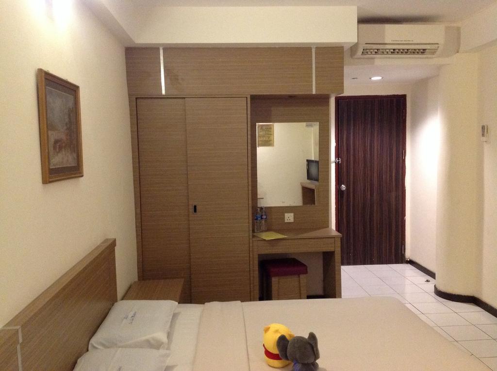 Lai Lai Mutiara Hotel Batam Exterior photo