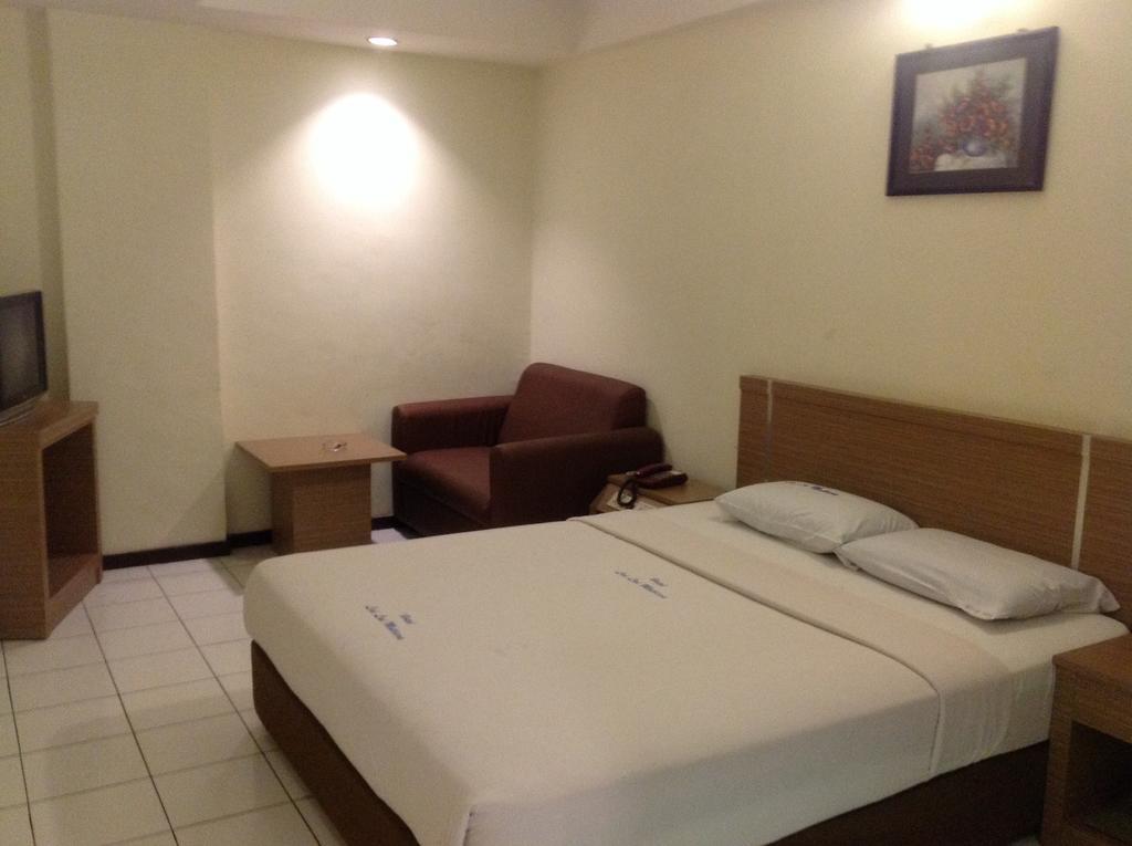 Lai Lai Mutiara Hotel Batam Exterior photo