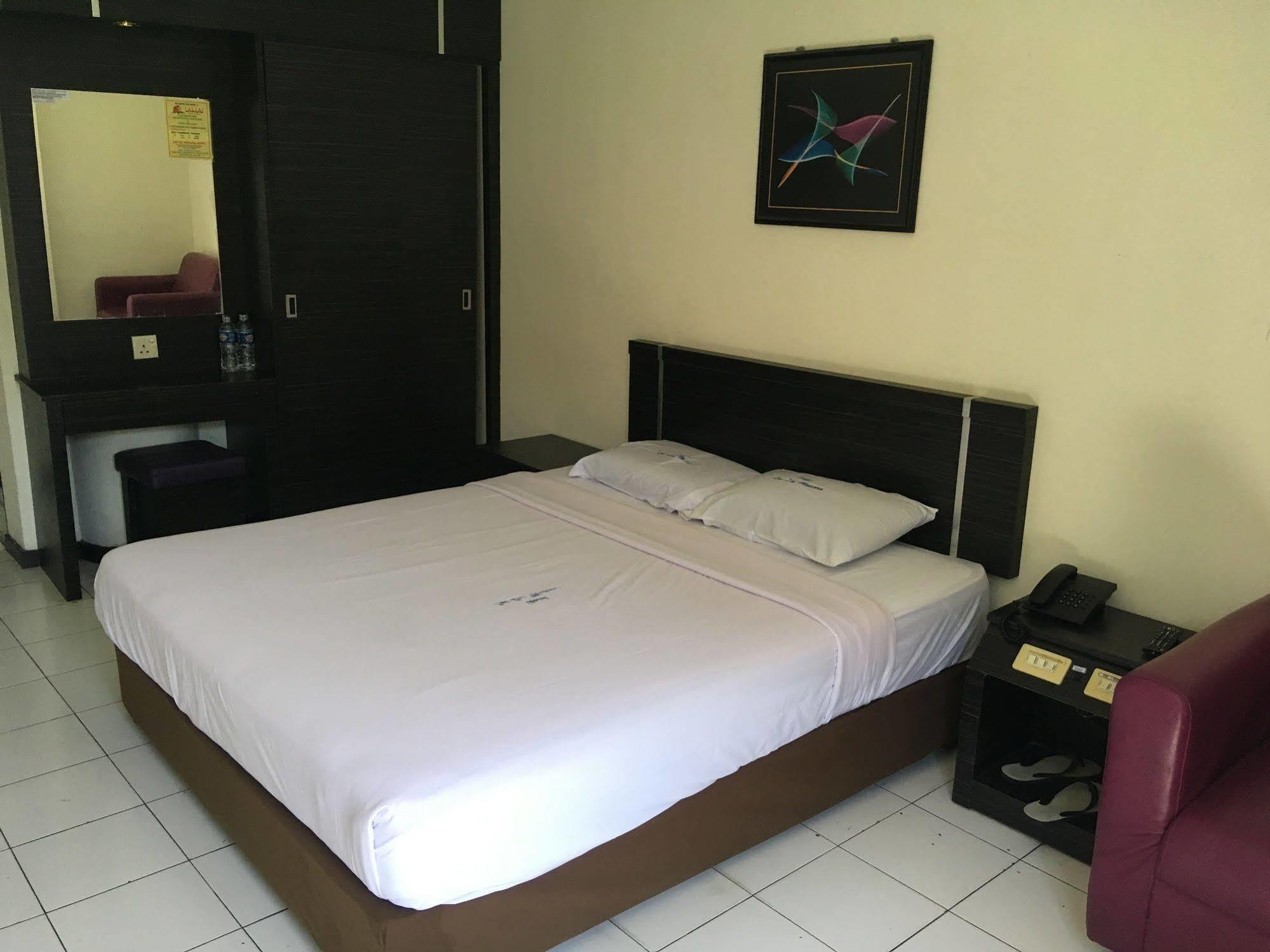 Lai Lai Mutiara Hotel Batam Exterior photo
